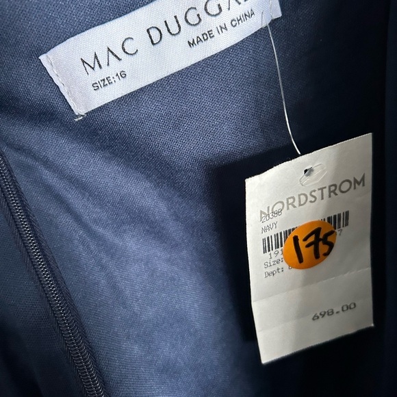 Mac Duggal 20388 NWOT EMBROIDERED ILLUSION LONG SLEEVE V NECK G… - Picture 6 of 6